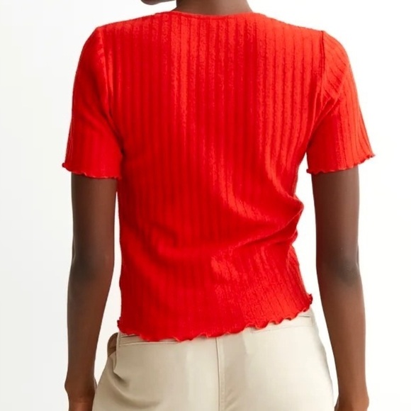 H&M red ribbed top​​​​​ - Picture 2 of 6